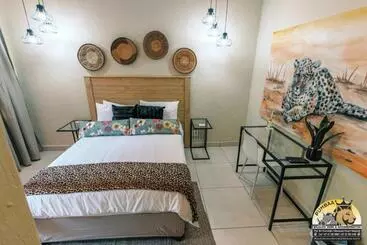 ペンション Pumbaa Wildlife Park & Accommodation