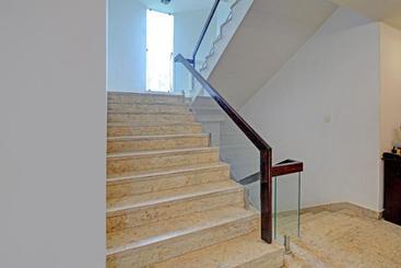 בית מלון כפרי Collection O 80409  Shikha