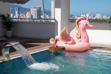 Lamanga Hotel & Suites