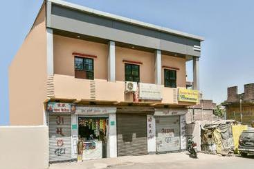 בית מלון כפרי Flagship 76016 Narayan Guest House