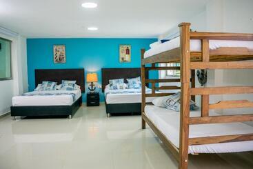 هتل Pony Club La Vecindad Tayrona Zaino