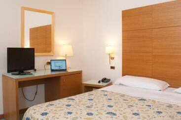 בית מלון כפרי City