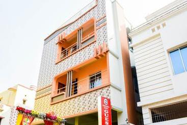 Hotel Oyo 78836 David S Den