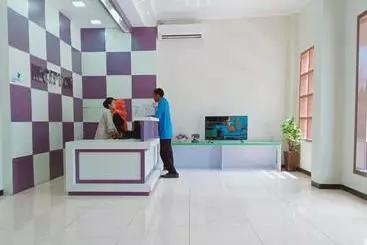 Smesa Edotel Syariah Surabaya Mitra Reddoorz