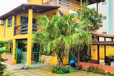 ペンション Pousada Da Baleia