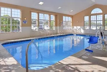Holiday Inn Express Hotel & Suites Southfield   Detroit, An Ihg