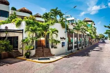 Porto Playa Condo Hotel And Beach Club