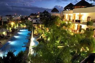 Porto Playa Condo Hotel And Beach Club