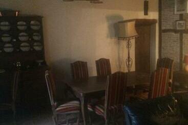 Bed and Breakfast Château De Villars