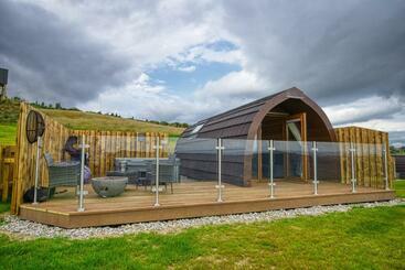 Hotelli Highland Heights Luxury Glamping