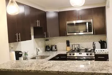 هتل Boston Luxury Suites