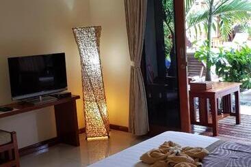 펜션 Senang Villa Gili Air