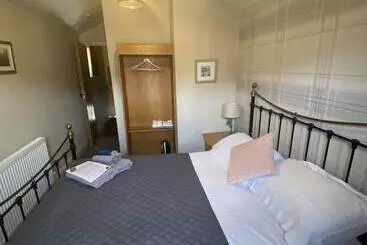 Hôtel Autumn Leaves Guest House