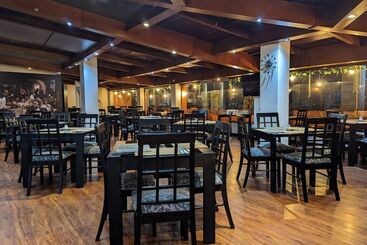 هتل Charlotte Suite 26