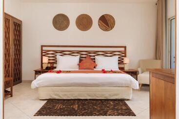 ホテル Royal Beach