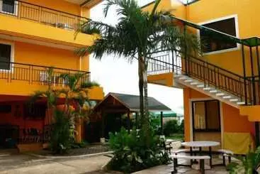 Hotel Marvin's Seaside Inn