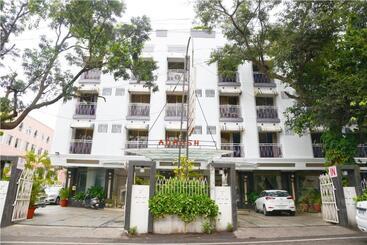 Beautiful Hotel In Lonavala