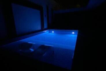 منتجع ويستن Westin Chalet