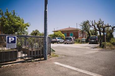 Отель The Flash Venturina Terme