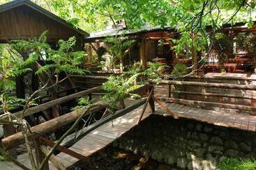 هتل Etno Kuca Sa Konacistem Gocko