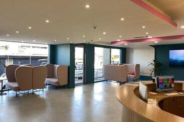 簡易ホテル Vali By Village