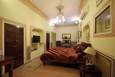 فندق Hari Mahal Palace By Pachar Group