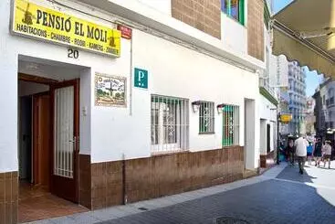 Hotel Hostal Y Apartamento Molí De Mar