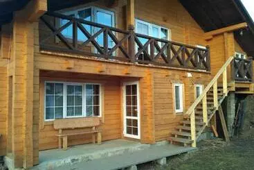 Majatalo садиба гуцульський двір