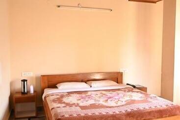 Bed and Breakfast Atul Regency Narkanda