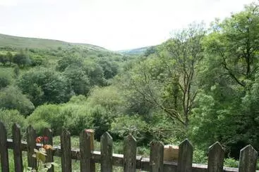 هتل Coynant Farm Guesthouse Farm Park Stay