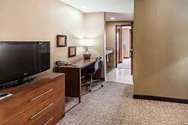 호텔 Comfort Suites Yukon Sw Oklahoma City