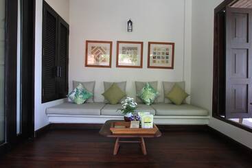 Отель Saree Samui