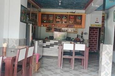 Pension Unique Hotel And Lodge Pleasure Of Homely Stay