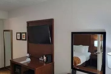 בית מלון כפרי Comfort Suites Cummingatlanta Near Northside Hospital Forsyth