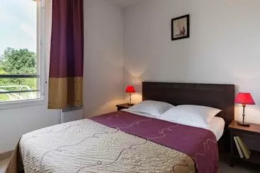 Отель Lagrange Vacances Le Clos Des Vignes