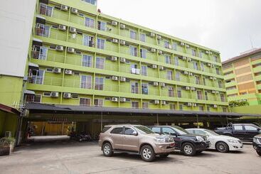 هتل The Aiyapura Bangkok