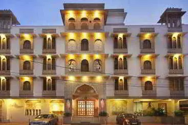 Hotel Mandakini Castle