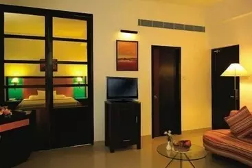 Hotel The Mercy Luxury Business