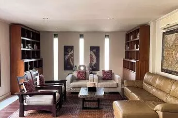 בית מלון כפרי The Ubud Village Resort & Spa