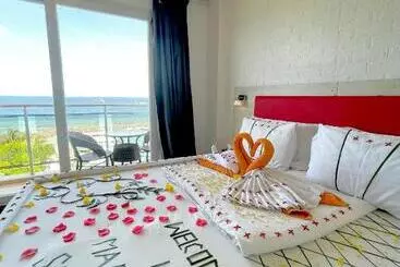 پانسیون Icom Marina Sea View