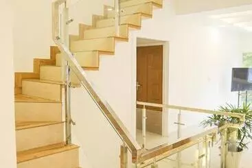 Hotel Oceana Hills Residency