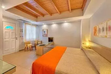 Отель Nissaki Beach