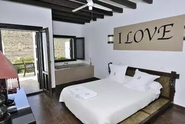 קוטג'' La Almendra Y El Gitano