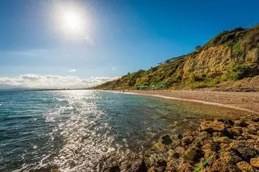 Niforeika Beach Hotel & Bungalows