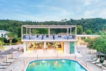 فندق Chrousso Village