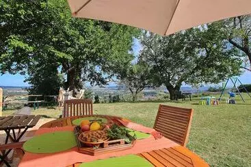 Cottage In Montelabbate With Pool, Garden, Bbq, Parking