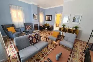 Pensionat Inn Faro Casa Amarela Guest House