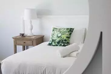 Aamiaismajoitus (B&B) Nu Leaf Retreat