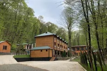 Hotelli Gachresh Forest Resort