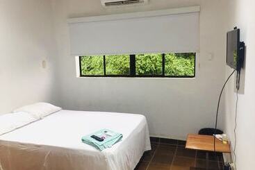 هتل Nueva Posada Inn